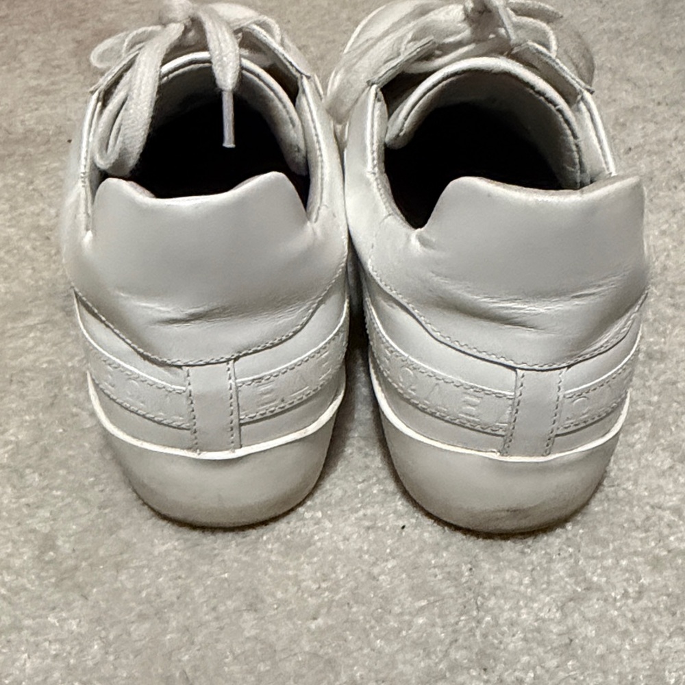 Sans Matin Classic White Sneakers